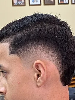 Mullet com degradê lateral